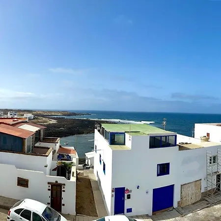 Eslanzarote Turtle House, Super Wifi, Sea Views アパート *